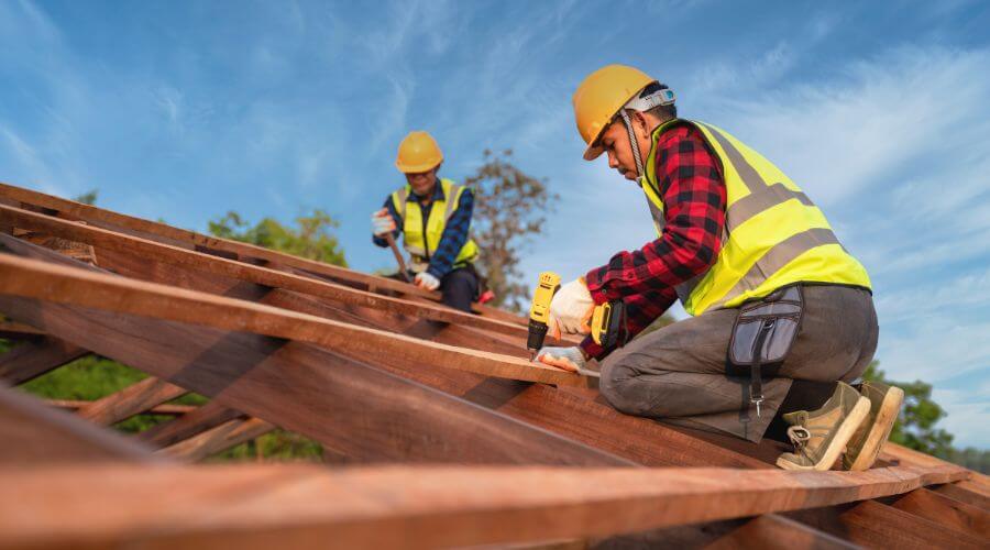 Professional Flat Roofing Installation services in Duff, TN